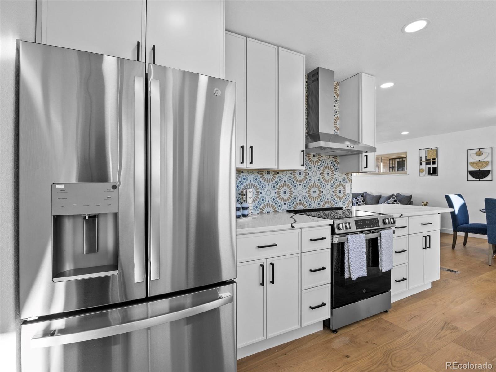 3553 Hudson Street Denver, CO 80207 - Photo 13 of 30