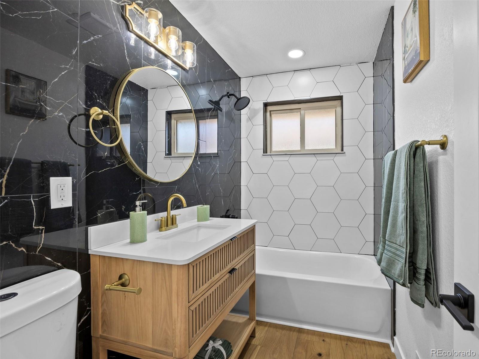 3553 Hudson Street Denver, CO 80207 - Photo 16 of 30