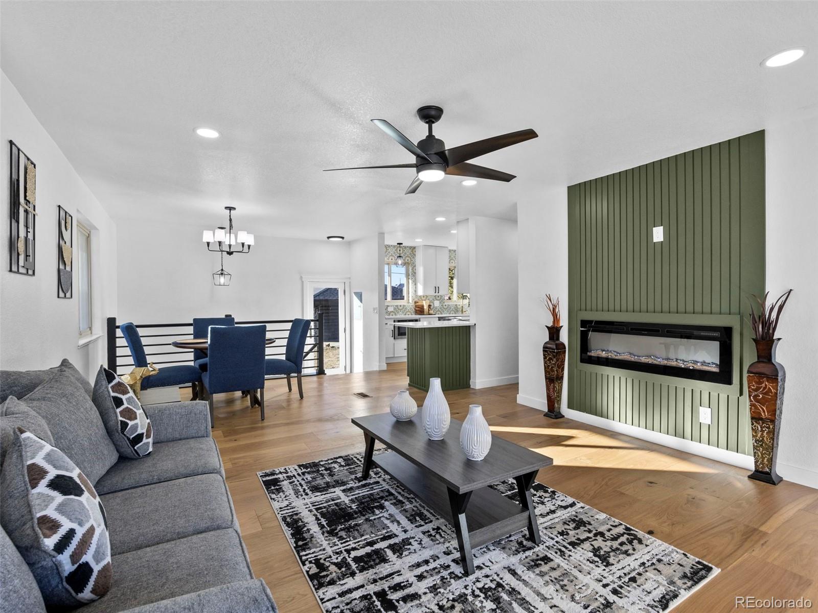 3553 Hudson Street Denver, CO 80207 - Photo 5 of 30