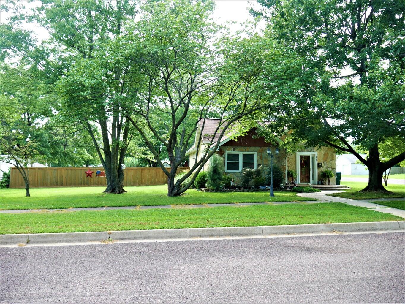 1012 3rd Street Monett, MO 65708 - Photo 1 of 1 Anne Bryan's home pic when purchased
