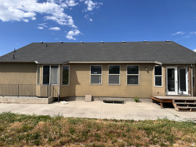 6804 Majestic Loop Road West Jordan, UT 84081 - Photo 2 of 29