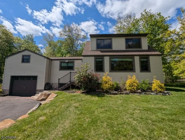 $3,000 | 9 Hewitt Road, West Amwell, NJ 08530