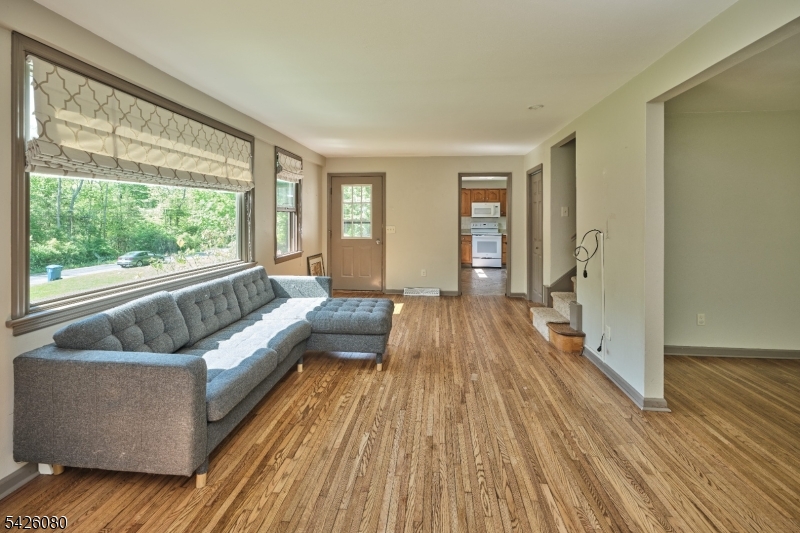 9 Hewitt Road West Amwell, NJ 08530 - Photo 2 of 18