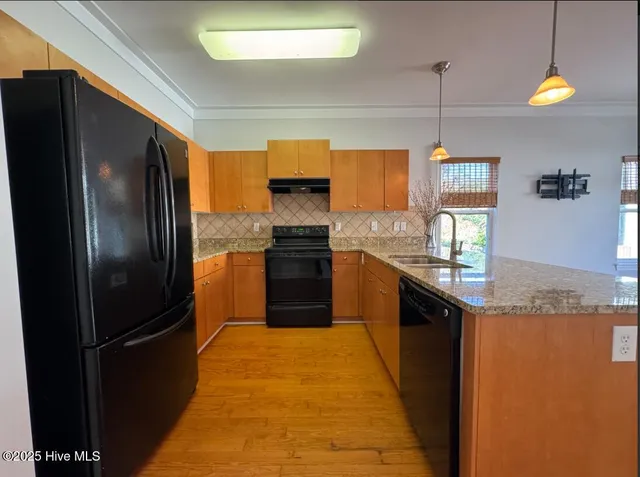 $2,695 | 1119 Swordfish Lane, Unit 1, Carolina Beach, NC 28428