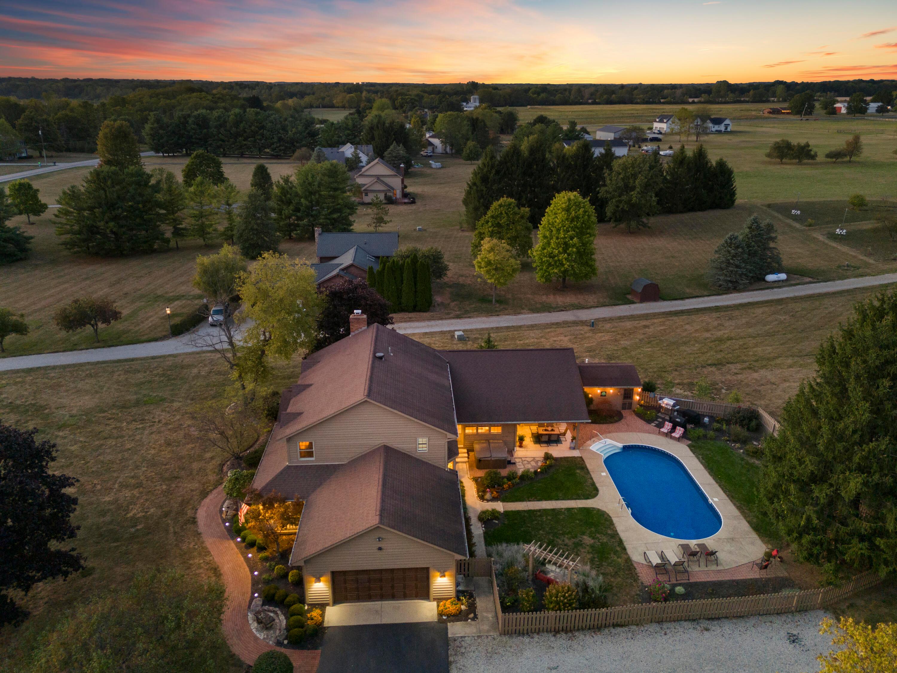 2314 Amity Road Hilliard, OH 43026 - Photo 50 of 70 DJI_20240919195159_0353_D