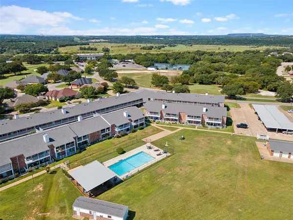 $172,000 | 8511 Westover Court, Unit 217, Granbury, TX 76049