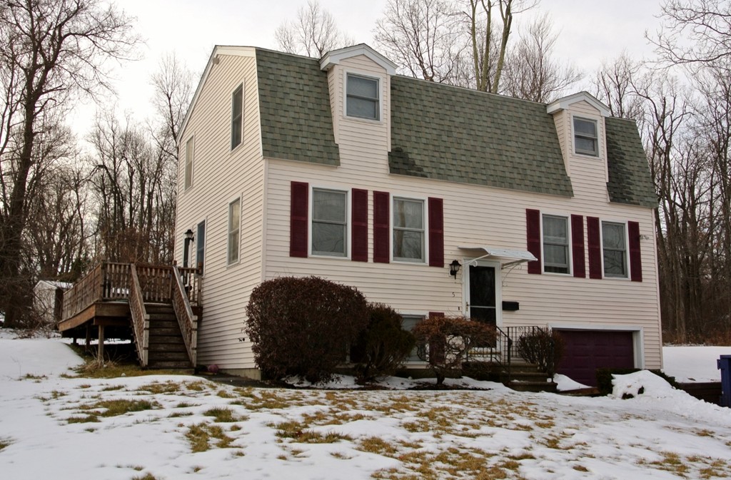 5 Lanesboro Road Worcester, MA 01606 - Photo 1 of 12 Gallery Image 1