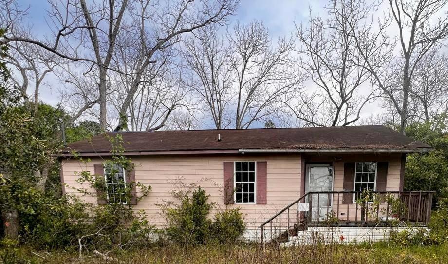 325 Golden Road Tifton, GA 31794 - Photo 1 of 15