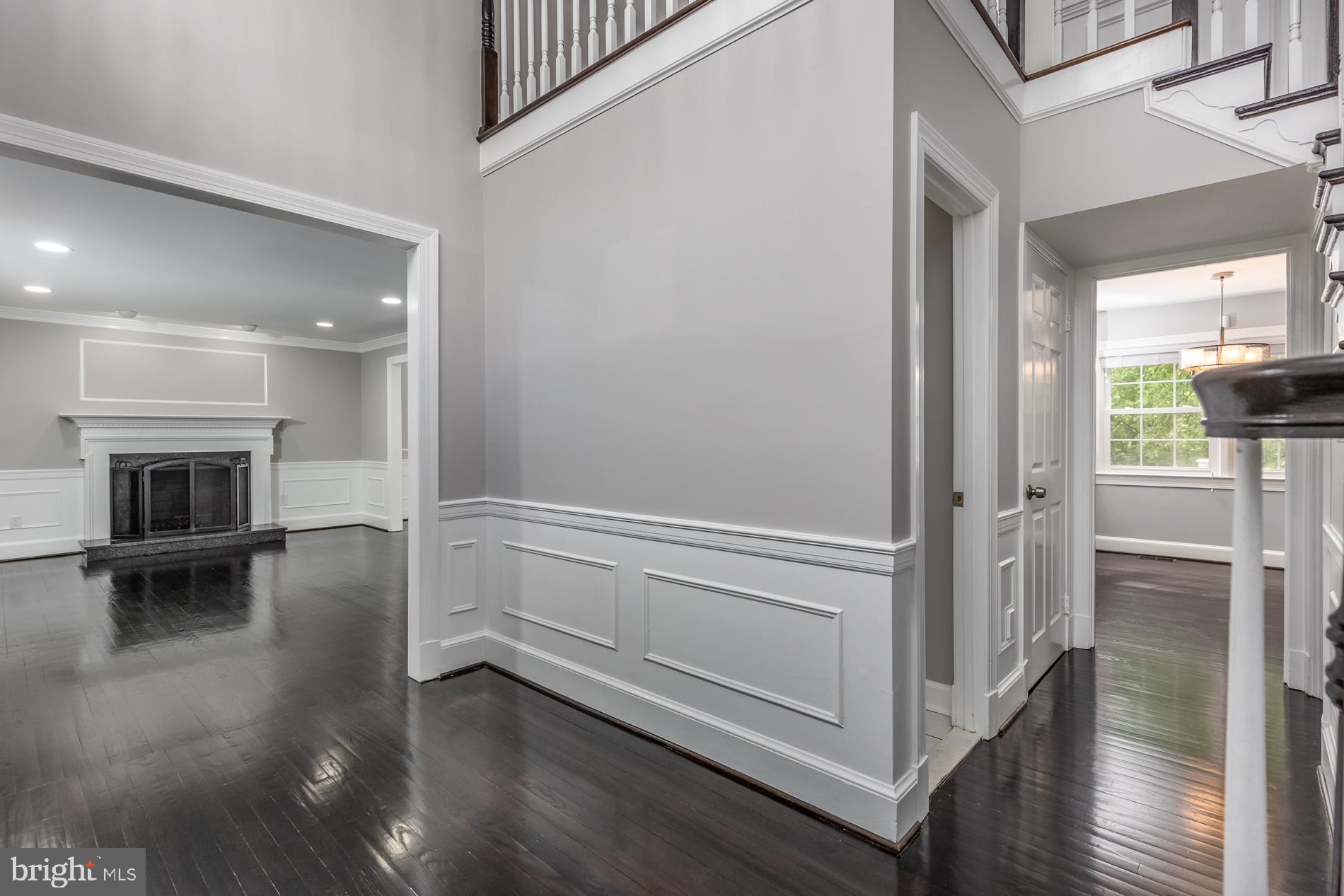 2043 Hunter Mill Road Vienna, VA 22181 - Photo 3 of 54 Gallery Image 3