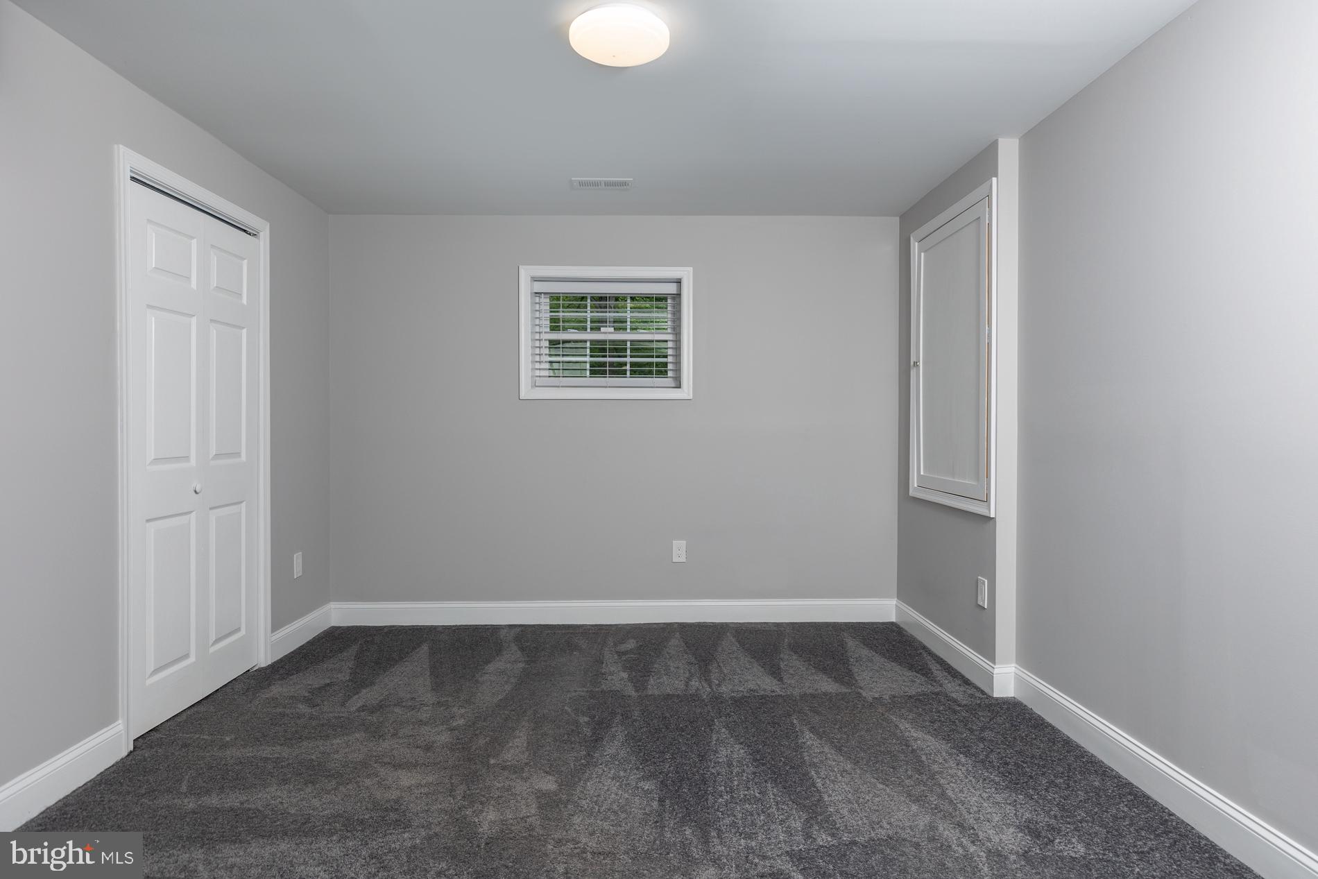 2043 Hunter Mill Road Vienna, VA 22181 - Photo 37 of 54 Gallery Image 37