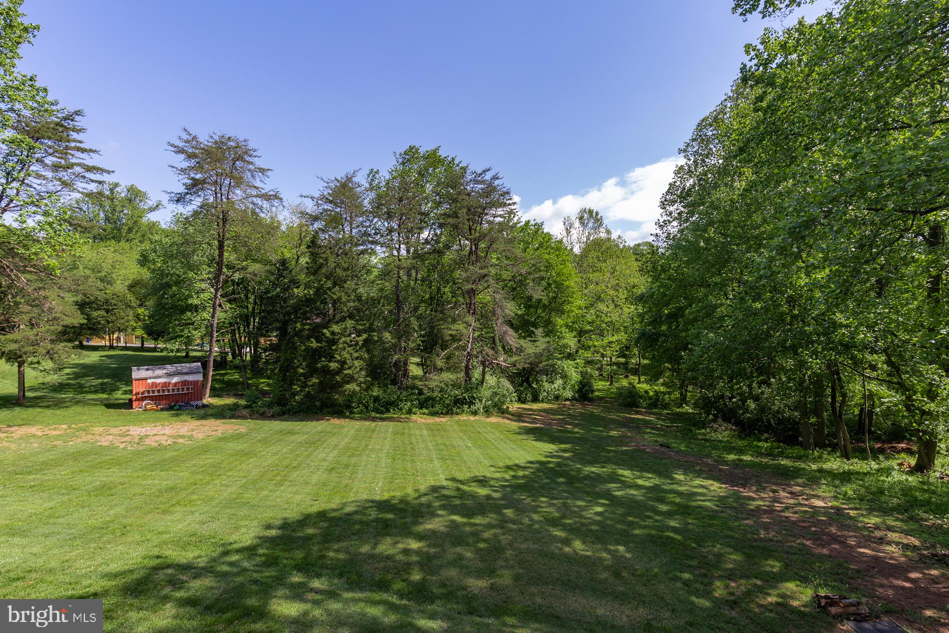 2043 Hunter Mill Road Vienna, VA 22181 - Photo 47 of 54 Gallery Image 47
