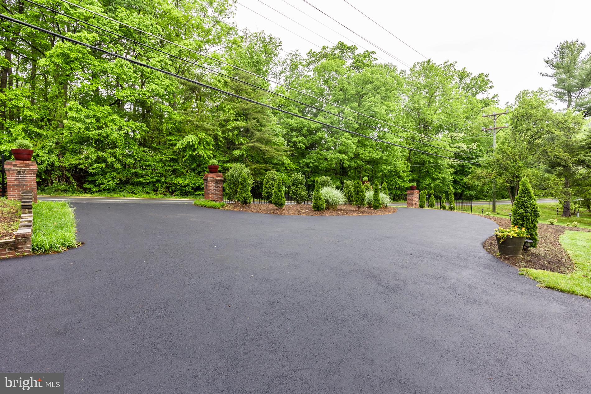 2043 Hunter Mill Road Vienna, VA 22181 - Photo 49 of 54 Gallery Image 49