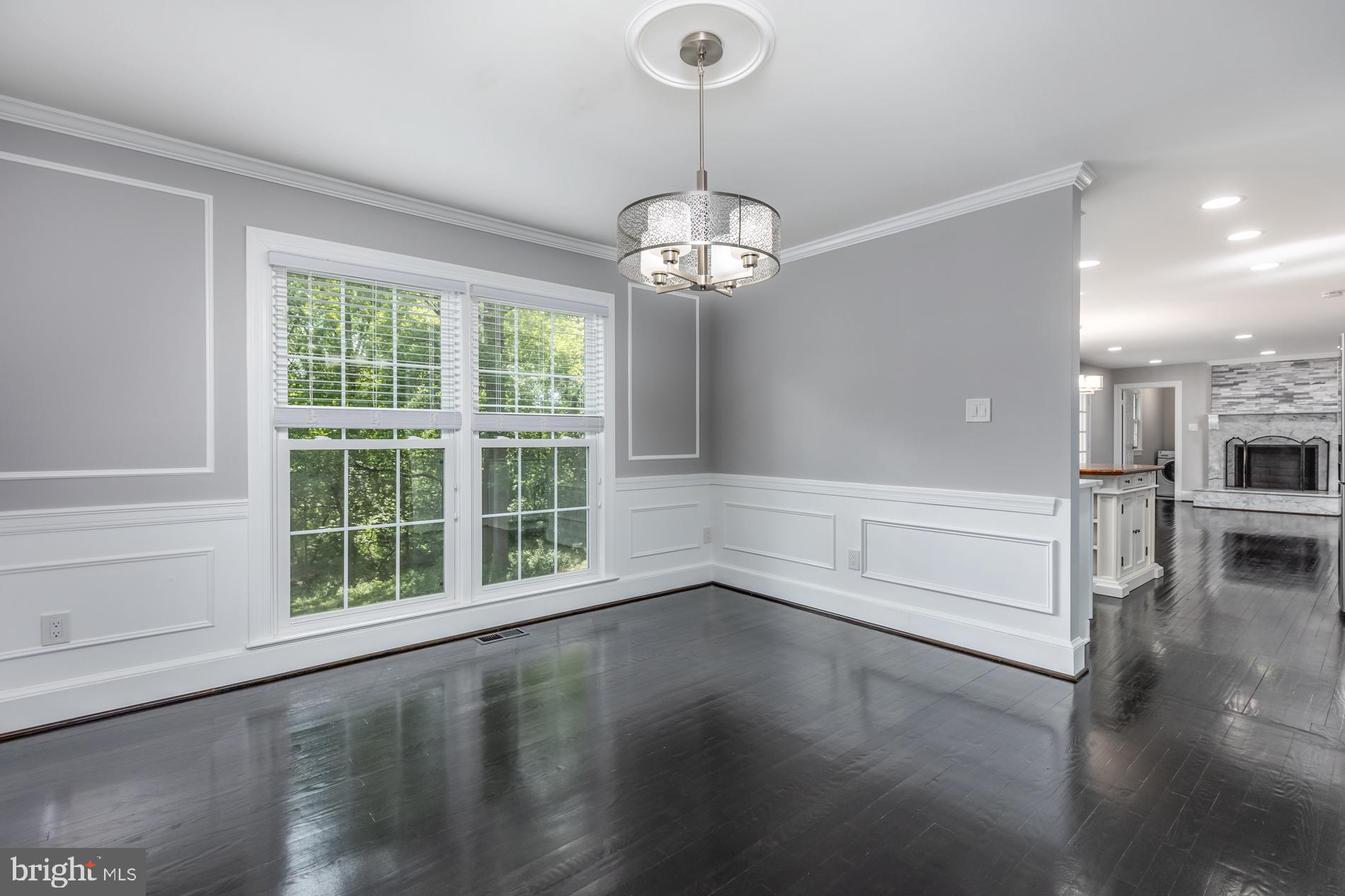 2043 Hunter Mill Road Vienna, VA 22181 - Photo 6 of 54 Gallery Image 6