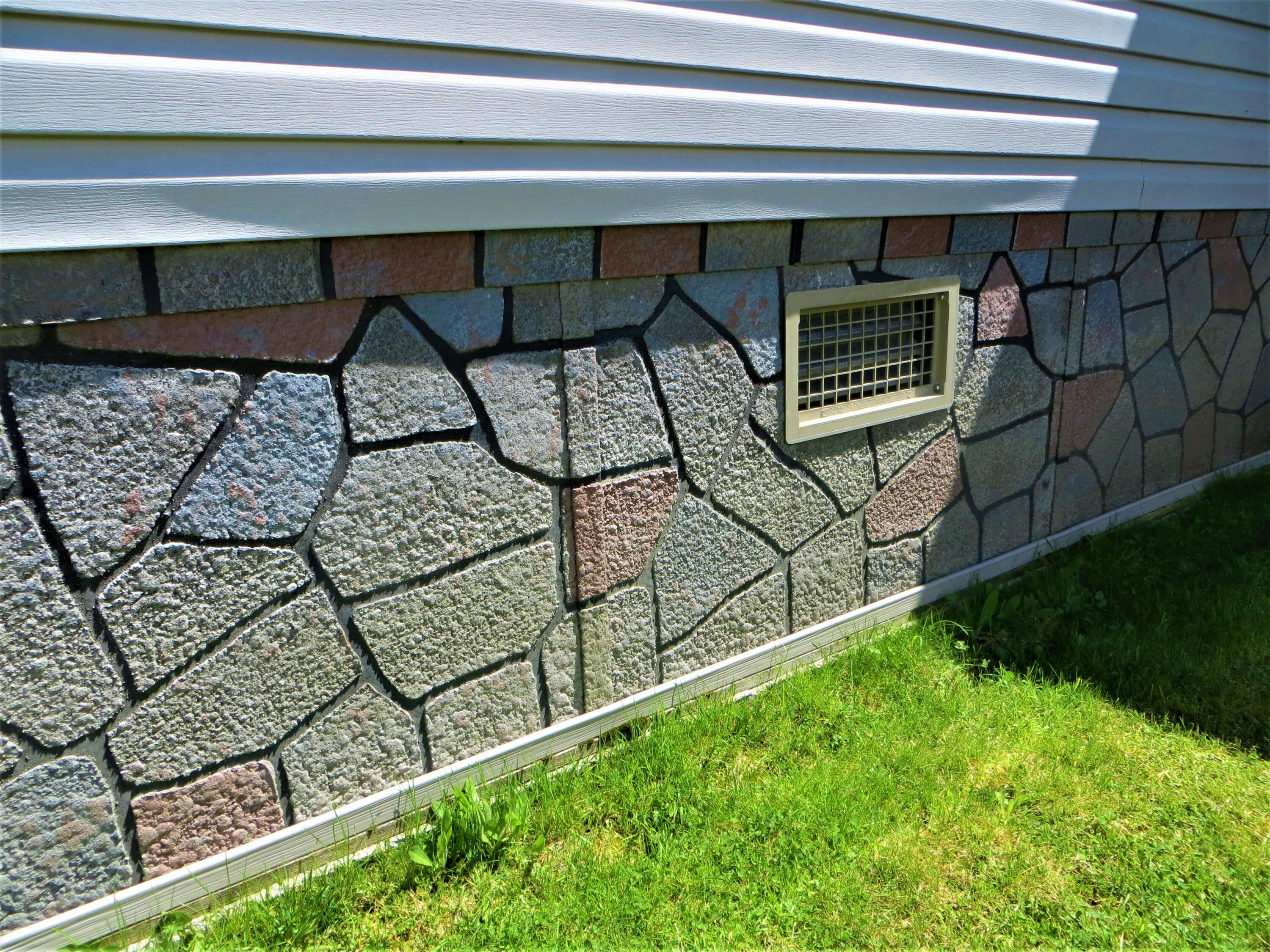 1359 Federal Road Livermore, ME 04253 - Photo 28 of 30 insulated skirting with vents