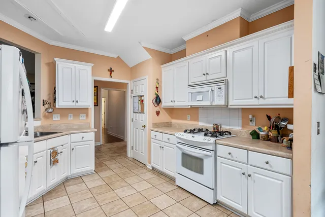 $350,000 | 220 Bainbridge Drive, Aiken, SC 29803