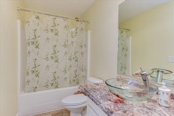 $324,900 | 220 Bainbridge Drive, Aiken, SC 29803