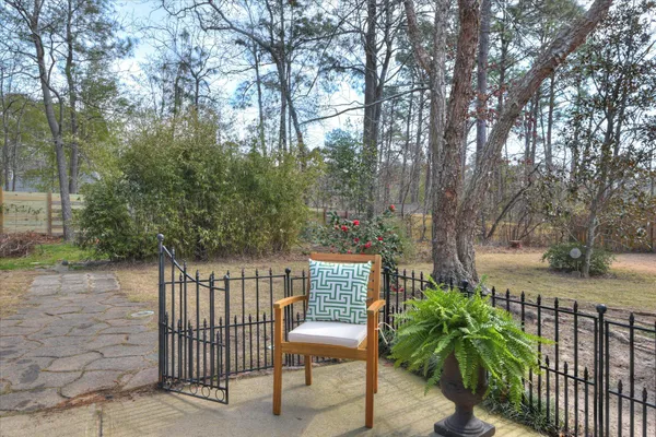 $324,900 | 220 Bainbridge Drive, Aiken, SC 29803