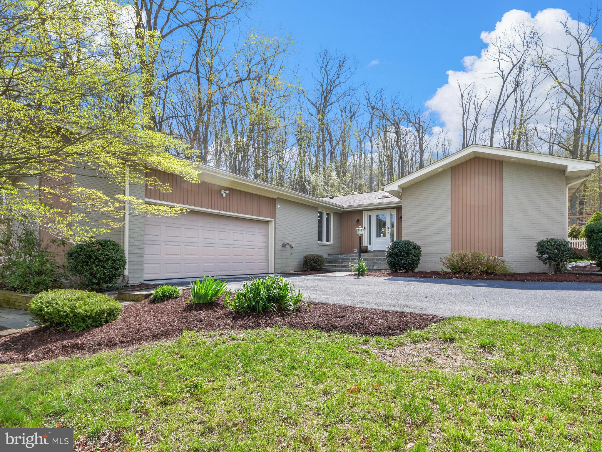 7827 Emerson Burrier Road Mount Airy, MD 21771 - Photo 11 of 62