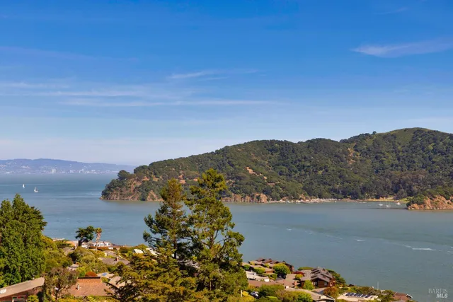 $12,995,000 | 2215 Vistazo E Street, Tiburon, CA 94920