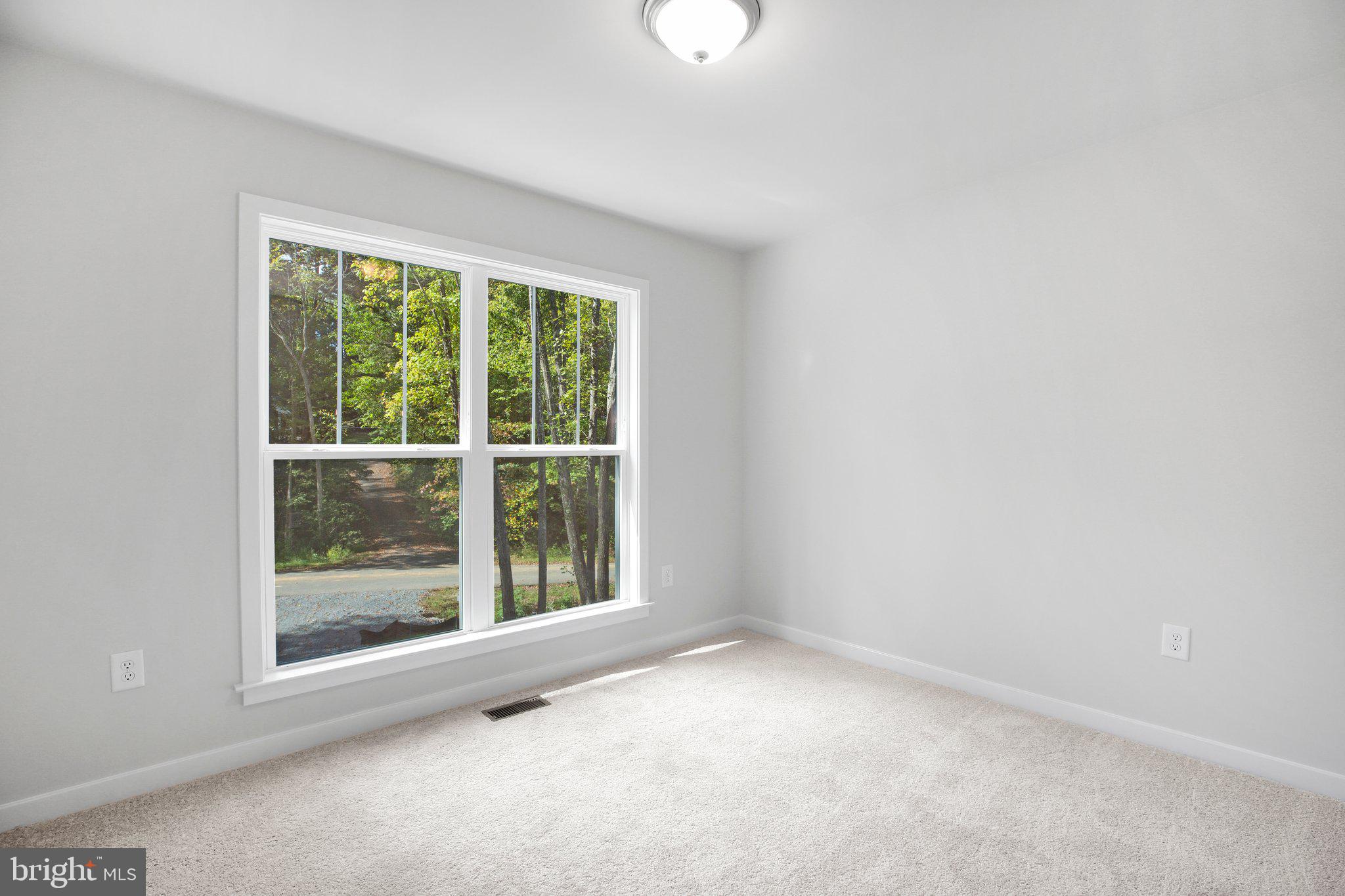 38 Circle Lane Colonial Beach, VA 22443 - Photo 16 of 35