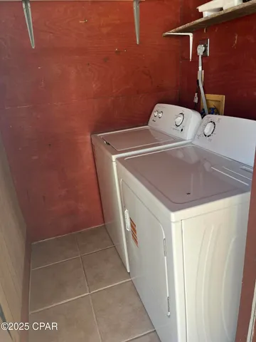 $1,200 | 4114 Holiday Drive, Unit 7, Panama City Beach, FL 32408