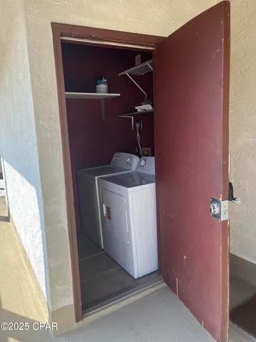 $1,200 | 4114 Holiday Drive, Unit 7, Panama City Beach, FL 32408