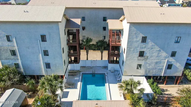 $1,200 | 4114 Holiday Drive, Unit 7, Panama City Beach, FL 32408