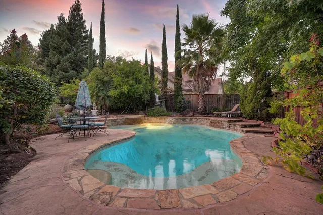 $1,260,000 | 100 Hinkle Court, Folsom, CA 95630