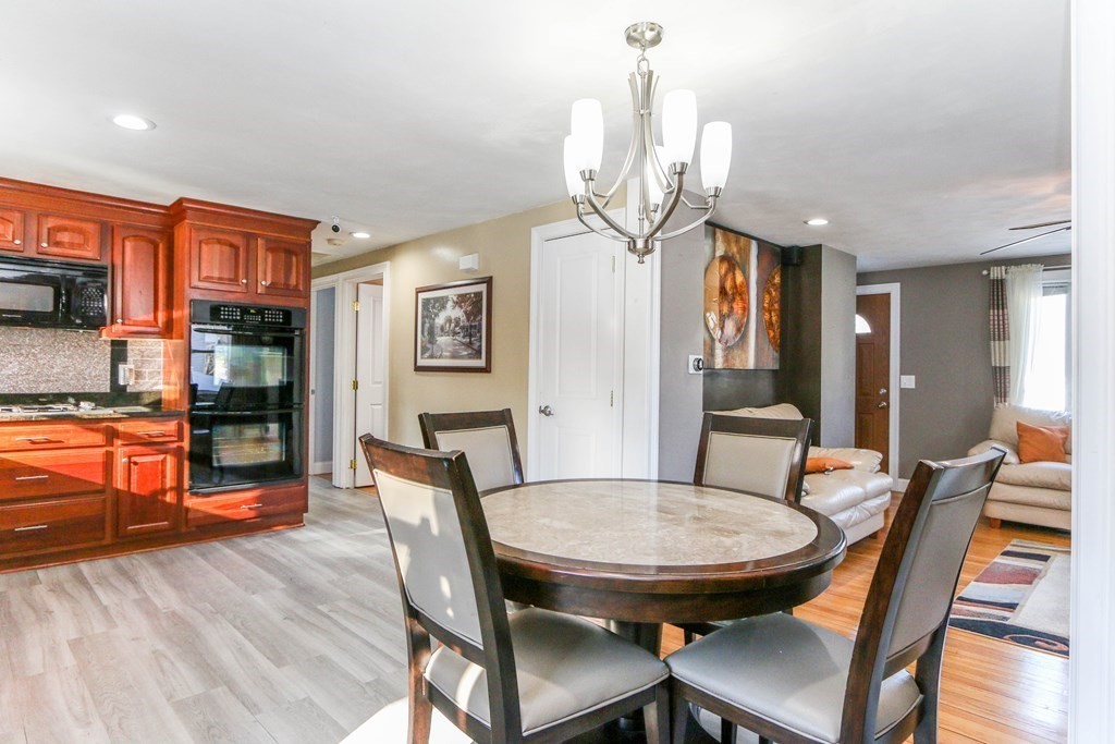 48 Bam Forth Road Springfield, MA 01128 - Photo 11 of 39