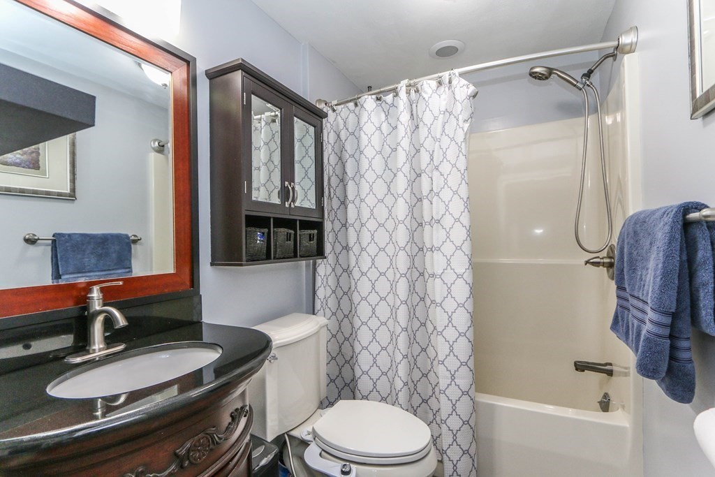 48 Bam Forth Road Springfield, MA 01128 - Photo 13 of 39