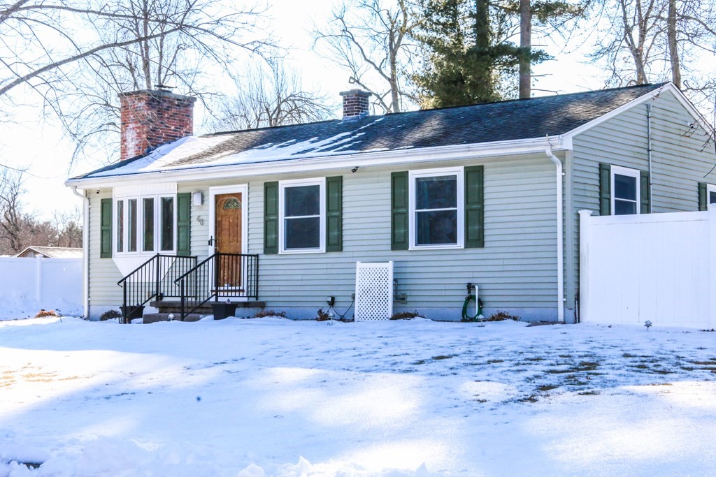 48 Bam Forth Road Springfield, MA 01128 - Photo 2 of 39