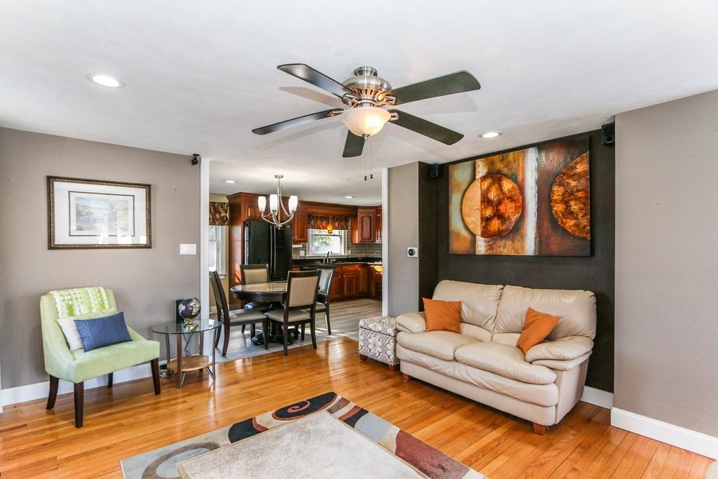 48 Bam Forth Road Springfield, MA 01128 - Photo 6 of 39