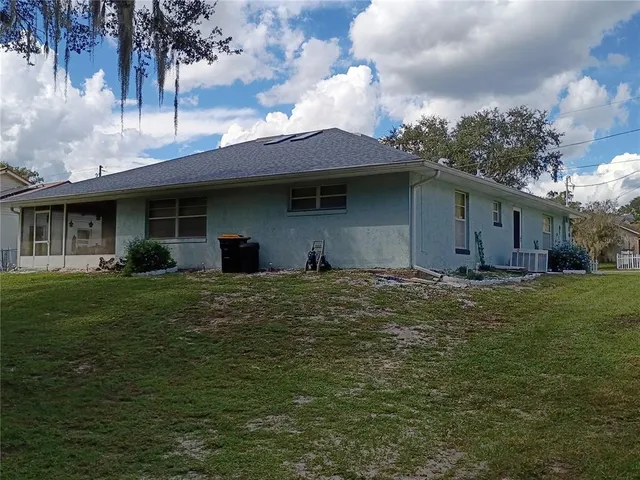 $2,000 | 564 West Central Avenue, Orange City, FL 32763