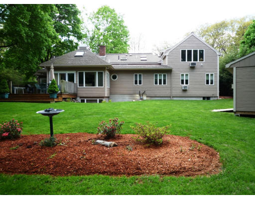 121 Cedar Street Lexington, MA 02421 - Photo 17 of 19 Gallery Image 17