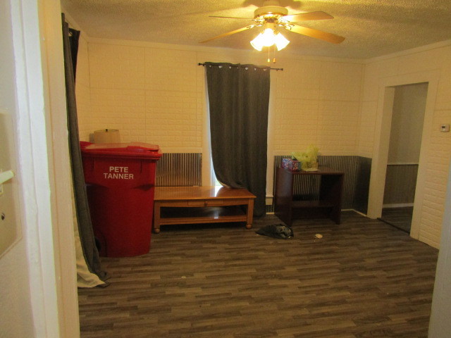 285 East School Street Cave In Rock, IL 62919 - Photo 6 of 20 a view of table and chair