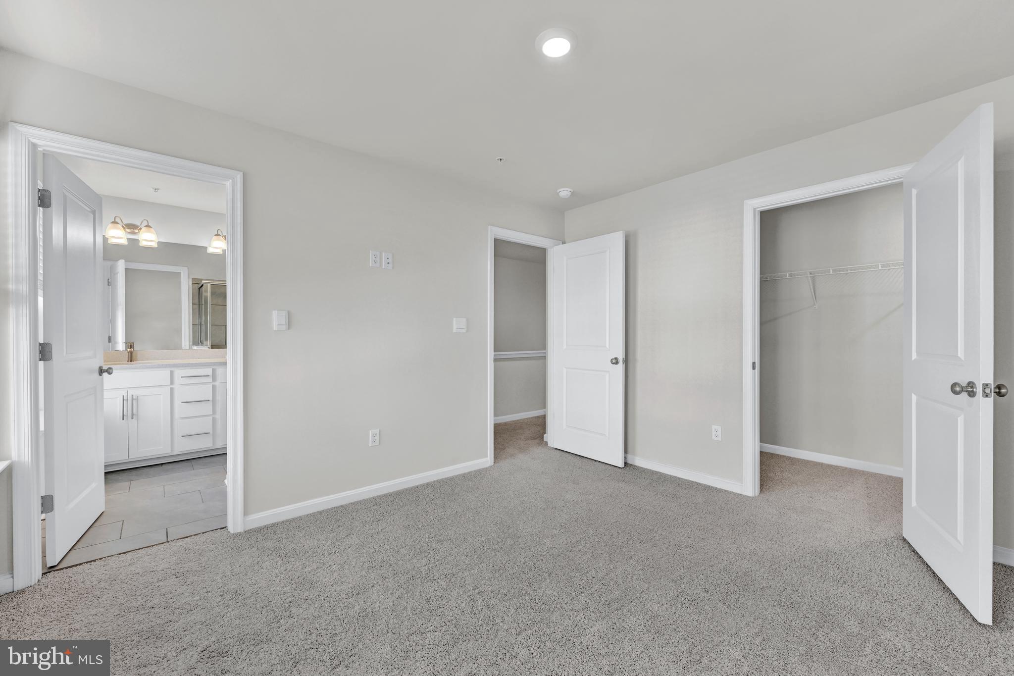5015 Silver Oak Drive Rosedale, MD 21237 - Photo 18 of 34 an empty room with a bathroom and sink