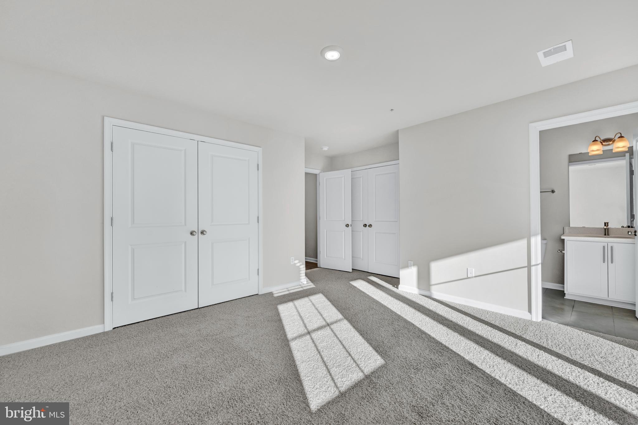 5015 Silver Oak Drive Rosedale, MD 21237 - Photo 4 of 34 a view of an empty room