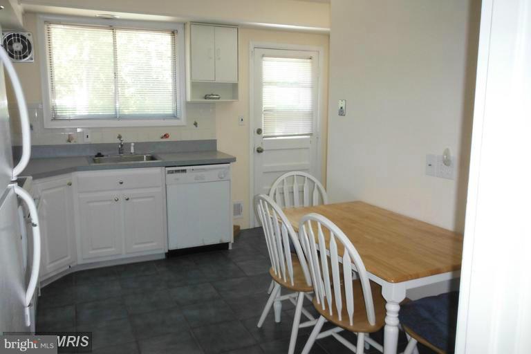 8400 Allison Lane Rosedale, MD 21237 - Photo 14 of 23