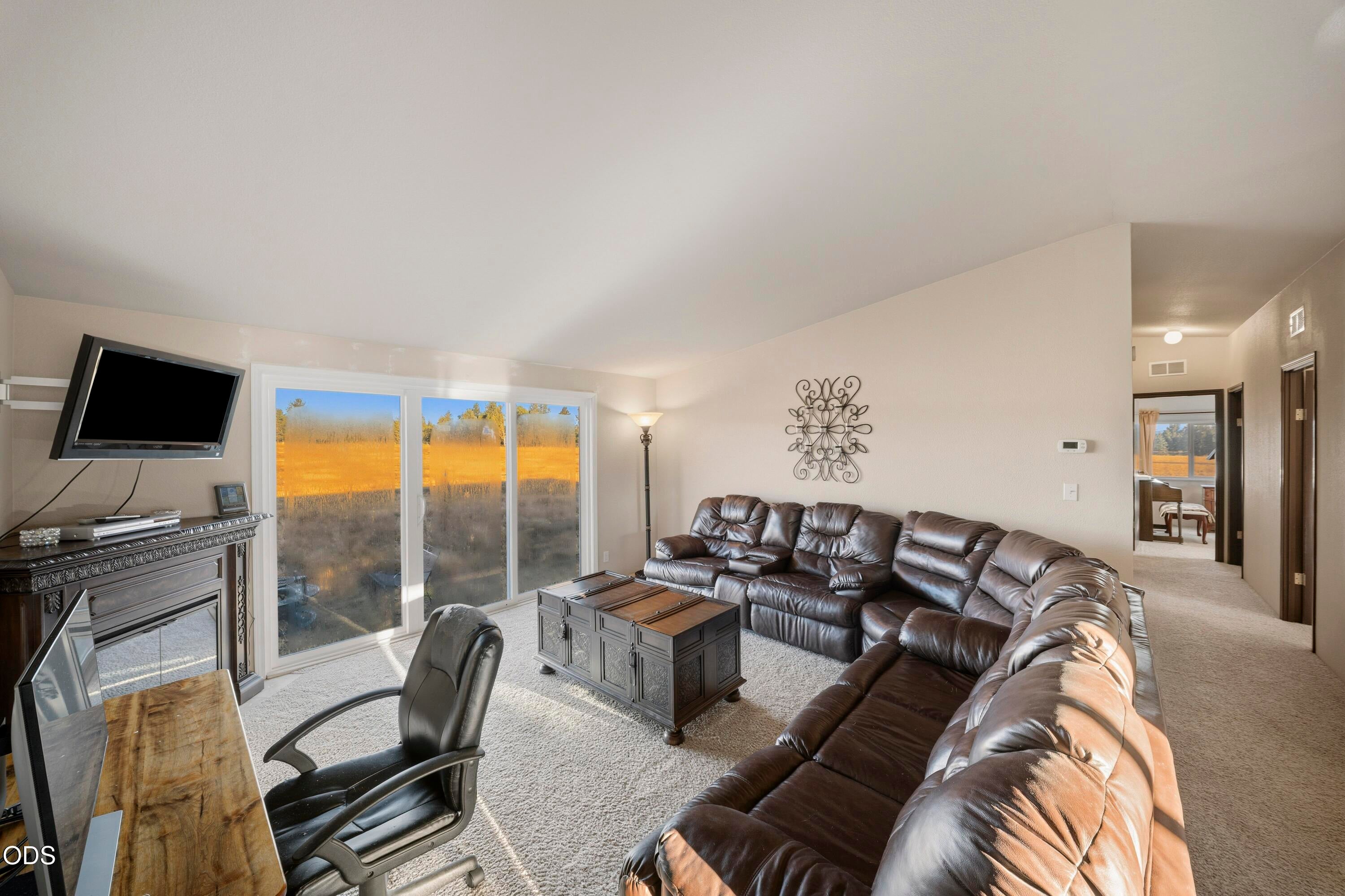 67665 Cloverdale Road Sisters, OR 97759 - Photo 24 of 43 Gallery Image 24