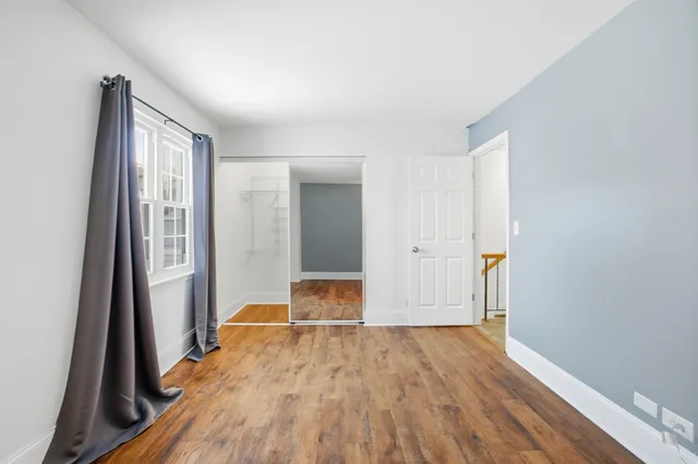 $290,000 | 1297 Cranbrook Drive, Schaumburg, IL 60193