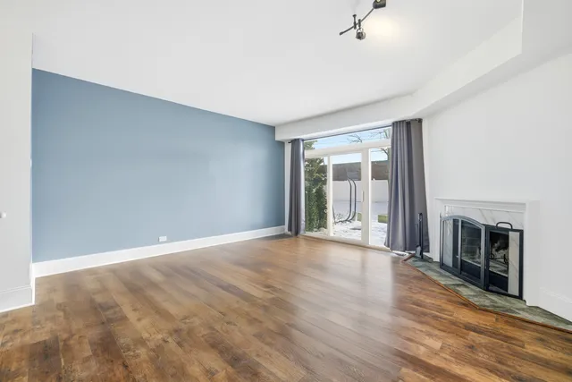 $290,000 | 1297 Cranbrook Drive, Schaumburg, IL 60193