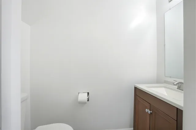 $290,000 | 1297 Cranbrook Drive, Schaumburg, IL 60193