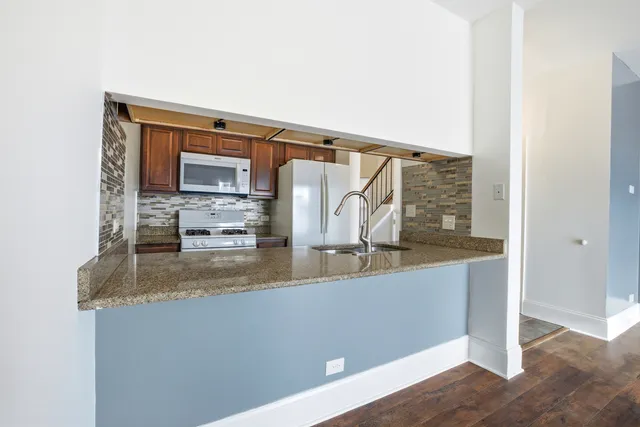 $290,000 | 1297 Cranbrook Drive, Schaumburg, IL 60193