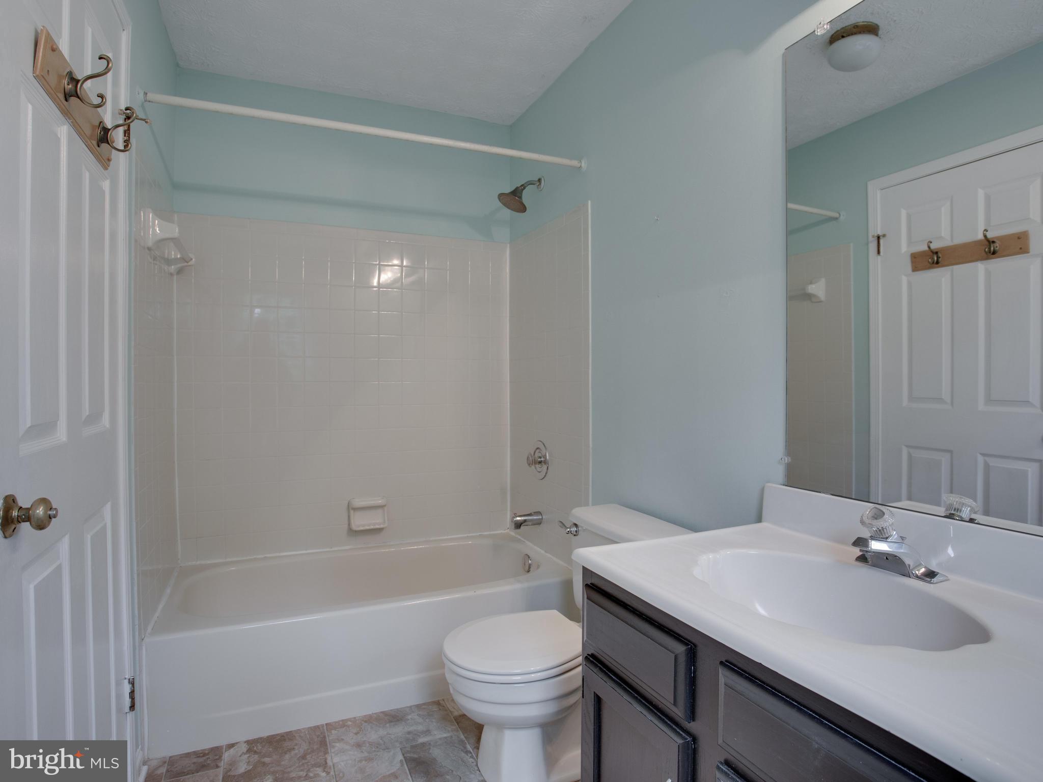 288 Raintree Drive Arnold, MD 21012 - Photo 17 of 30 Master bath