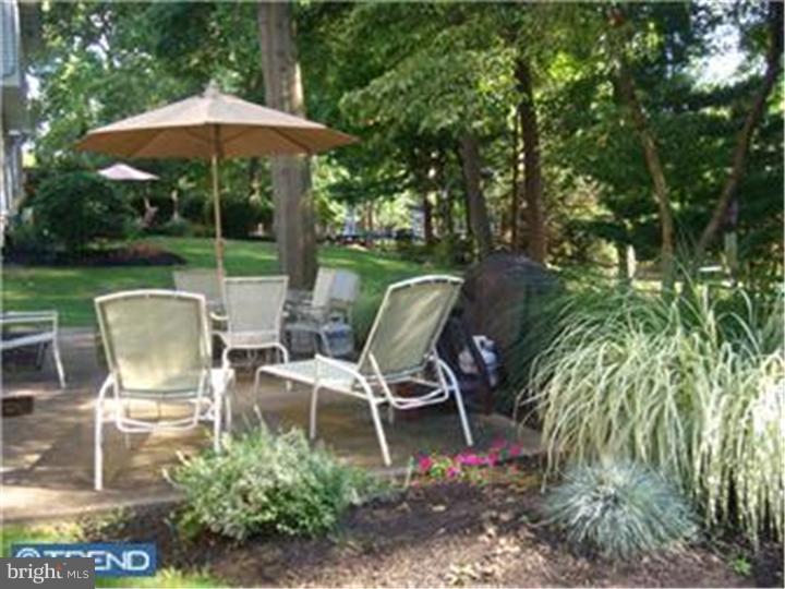 724 Liberty Road Mount Laurel, NJ 08054 - Photo 14 of 15 Patio