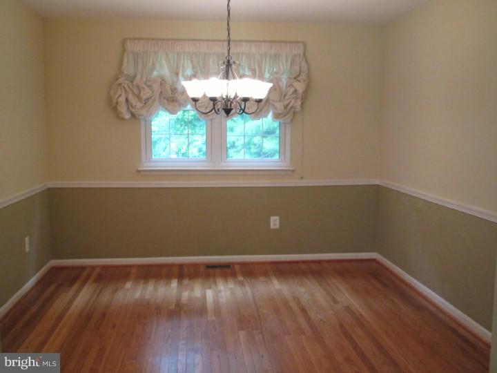 724 Liberty Road Mount Laurel, NJ 08054 - Photo 4 of 15 Dining Room