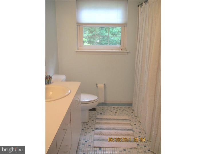724 Liberty Road Mount Laurel, NJ 08054 - Photo 8 of 15 Bathroom