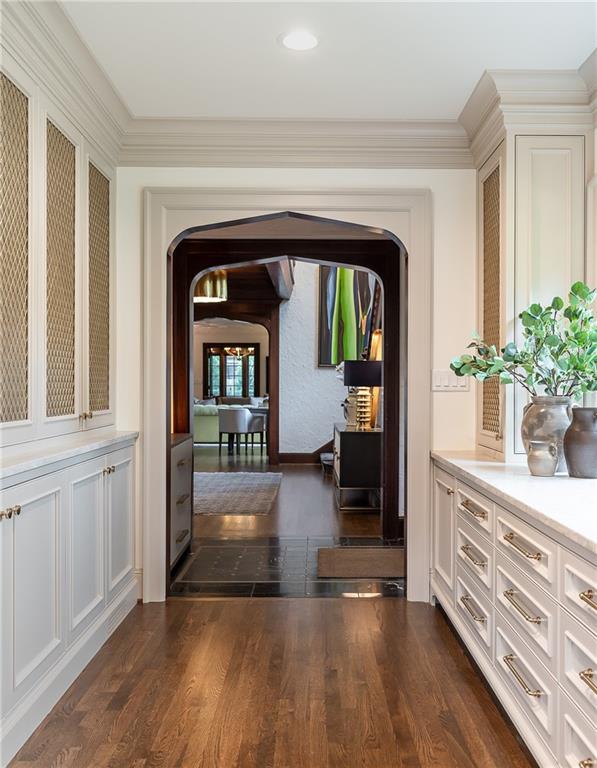 2201 Stratford Road Mission Hills, KS 66208 - Photo 16 of 69