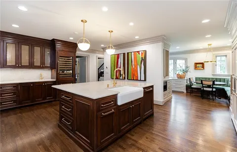 $5,500,000 | 2201 Stratford Road, Mission Hills, KS 66208