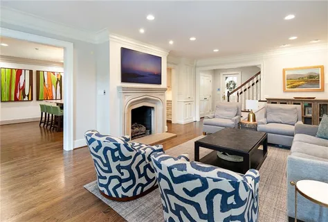 $5,500,000 | 2201 Stratford Road, Mission Hills, KS 66208